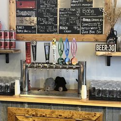 1st Down Brewing - Lots of taps