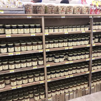 Buc-ee’s - Specialty Sauces - Gas Stations Near Me - Fort Valley, Georgia