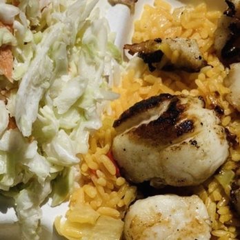 Point Lookout Clam Bar - Burnt scallops with boxed rice and coleslaw out of a large tub. Yuk. $35-$40 - Seafood Near Me - Point Lookout, New York