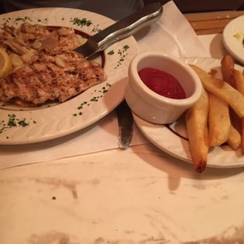 Caterina's - Chicken entree - Italian Near Me - Milwaukee, Wisconsin Caterina's - Chicken entree - Italian Near Me - Milwaukee, Wisconsin