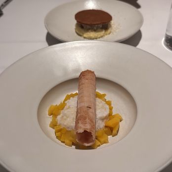 Mooncusser - Seafood Near Me - Boston, Massachusetts