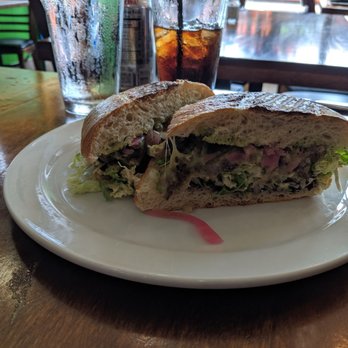 5 Rabanitos - Torta de Carne Asada - Mexican Near Me - Chicago, Illinois