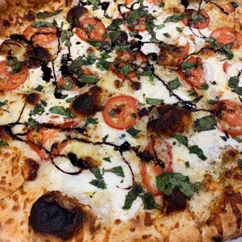 Noli's Pizzeria - Blackstone - Caprese Pizza - Pizza Near Me - Omaha, Nebraska