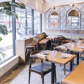 Anh and Chi - Dining room - Vietnamese Near Me - Vancouver, British Columbia