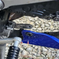 Ed's Cycles - Missing Bolt
