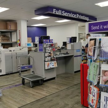 FedEx Office Print & Ship Center - Looking to the right - Printing Services Near Me - Honolulu, Hawaii FedEx Office Print & Ship Center - Looking to the right - Printing Services Near Me - Honolulu, Hawaii