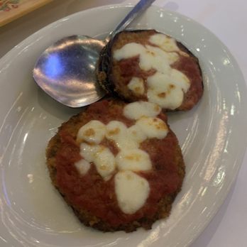 Patrizia's - Williamsburg - Pizza Near Me - Brooklyn, New York