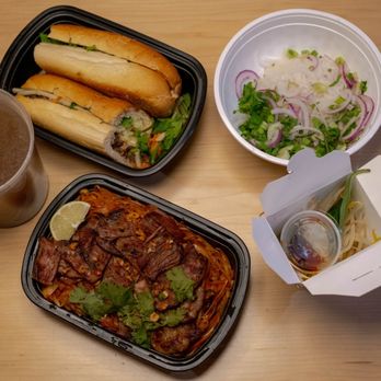 Saigon Bistro - Banh Mi (Vietnamese Sandwich), Pho Noodle Soup, Pad Thai - Vietnamese Near Me - Jersey City, New Jersey