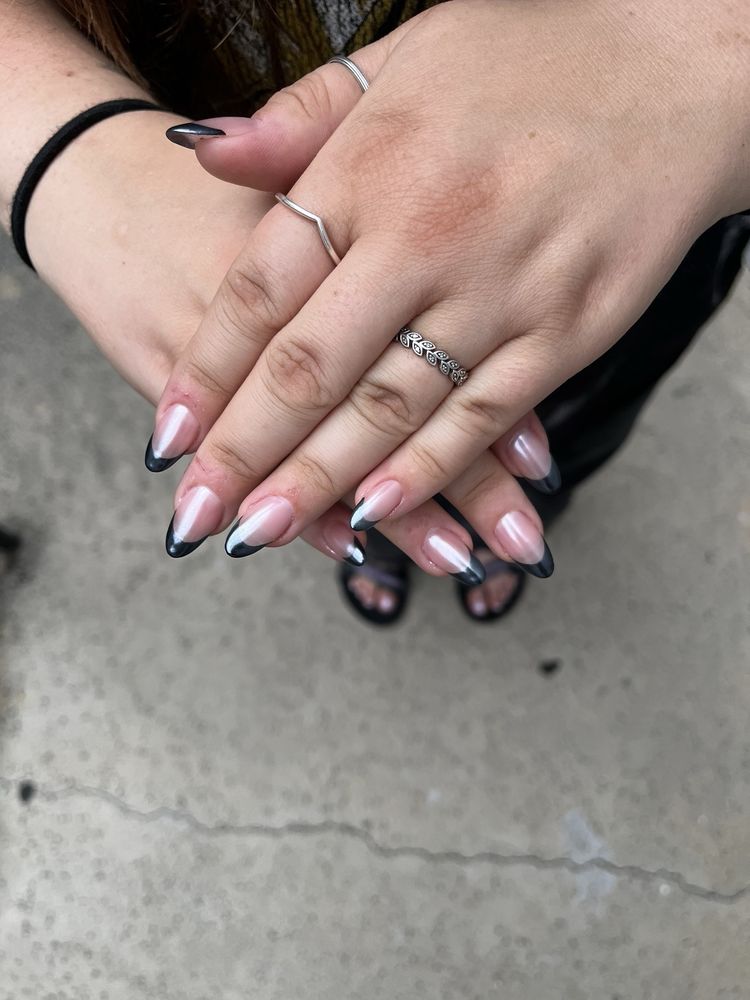 Nail Studio By Pelin Logo