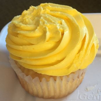 Blue Moon Bakery - Lemon with lemon curd filling - Bakeries Near Me - Silverthorne, Colorado
