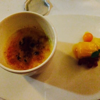 Bellevue - Bailey's crème brûlée - French Near Me - Prague, Puerto Rico