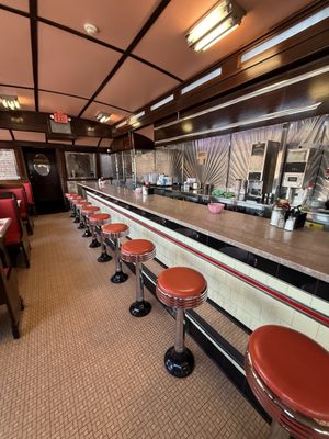 Miss Lorraine Diner by null