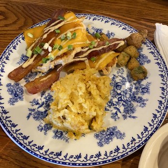 Cracker Barrel Old Country Store - Chicken with cheese and bacon - Southern Near Me - Nashville, Tennessee Cracker Barrel Old Country Store - Chicken with cheese and bacon - Southern Near Me - Nashville, Tennessee