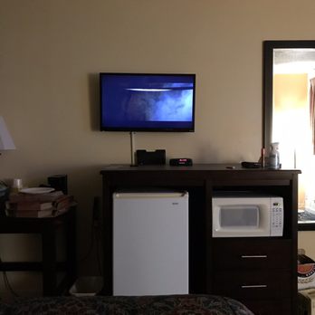 Knights Inn Chanute - Lots of channels, and HBO! - Hotels Near Me - Chanute, Kansas Knights Inn Chanute - Lots of channels, and HBO! - Hotels Near Me - Chanute, Kansas