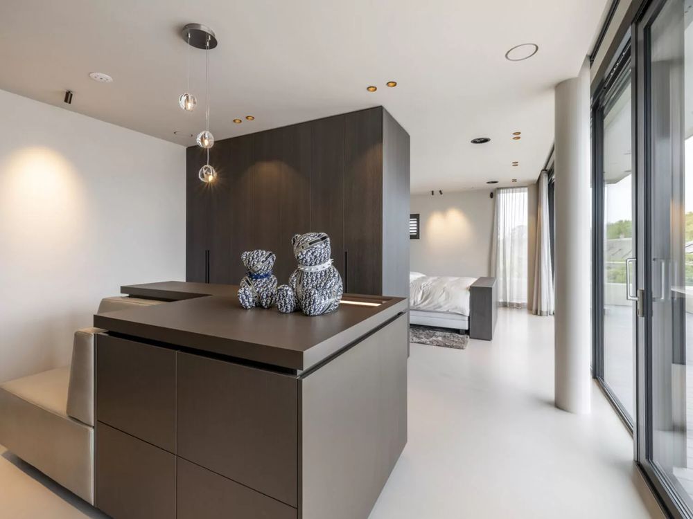 Slide of Rotciv Solutions