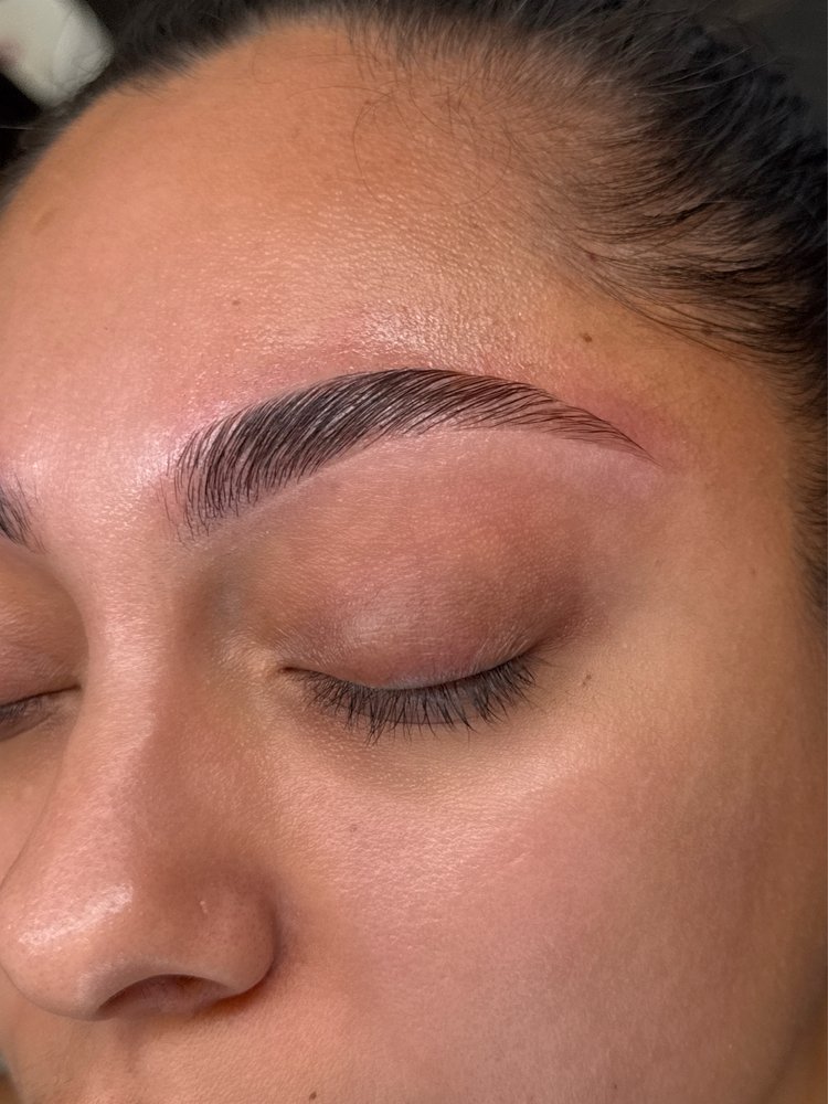 Sarah’s Beauty Call Logo