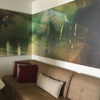 Springhill Suites by Marriott - Themed art - Hotels Near Me - Burbank, California