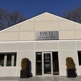 Exterior outside entrance of Eye Q Optometrist - Our newest location - 1483 Weaver Street, Scarsdale - Scarsdale, New York Exterior outside entrance of Eye Q Optometrist - Our newest location - 1483 Weaver Street, Scarsdale - Scarsdale, New York