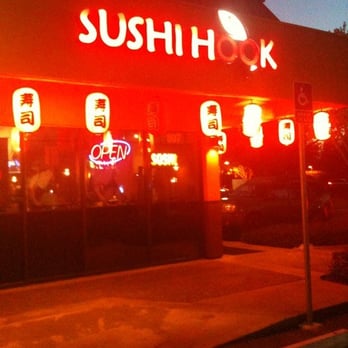 Sushi Hook - From outside - Sushi Bars Near Me - Sacramento, California