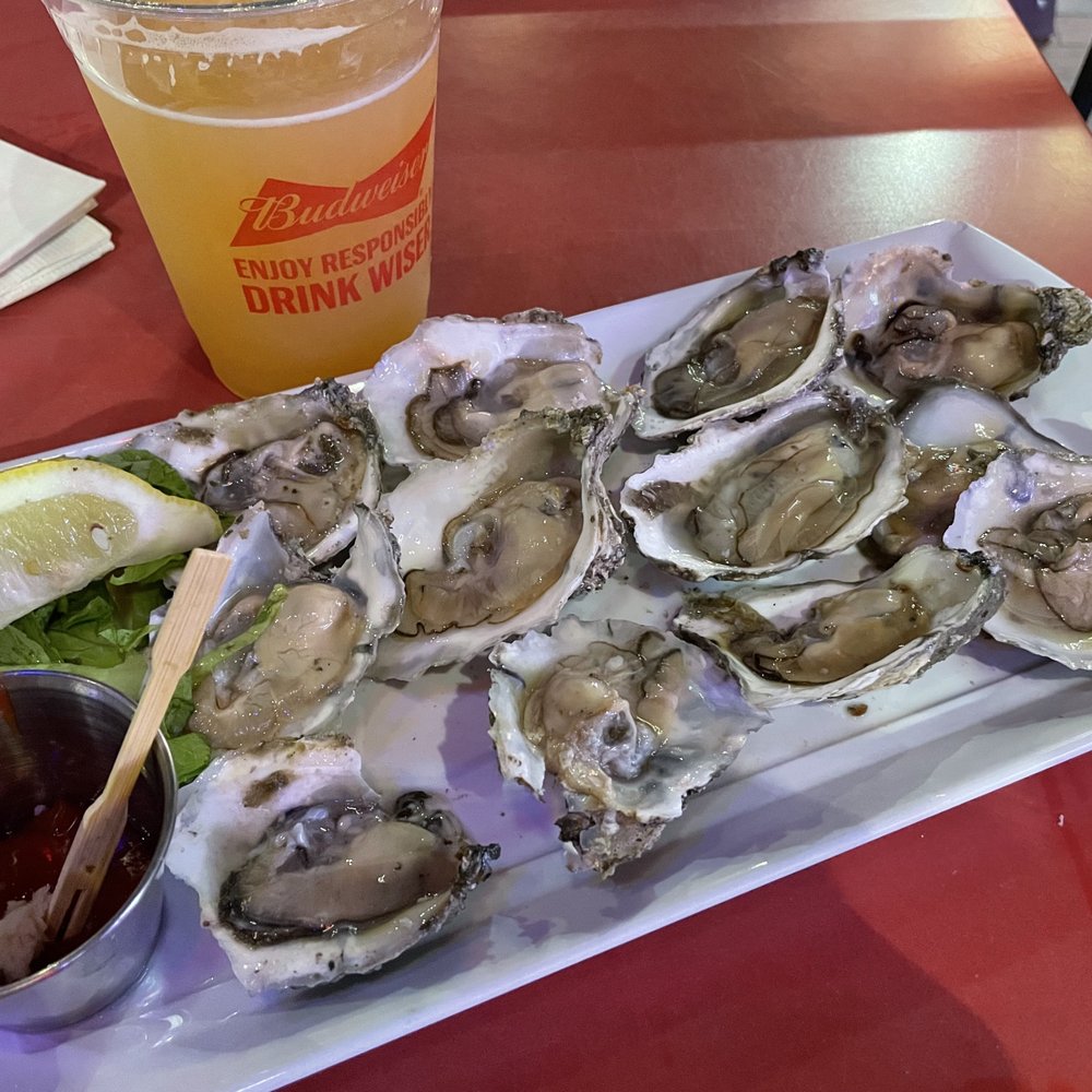 Charlie's Kitchen - Burgers Near Me - Cambridge, Massachusetts