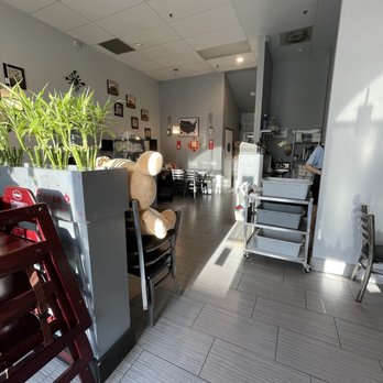 Mr. Champion - Interior - Cantonese Near Me - Arcadia, California