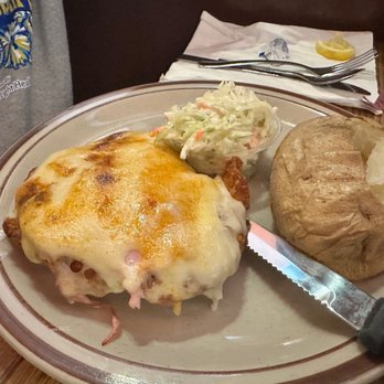 Chuck Wagon Restaurants - Homemade chicken cordon blu - Restaurants Near Me - Livermore Falls, Maine Chuck Wagon Restaurants - Homemade chicken cordon blu - Restaurants Near Me - Livermore Falls, Maine