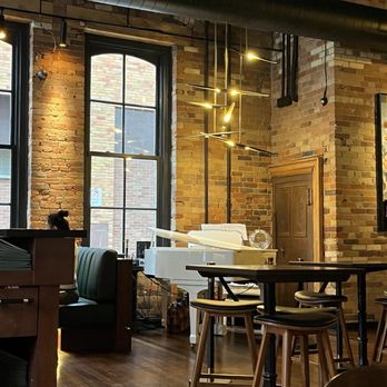The Berczy Tavern - Piano area - Wine Bars Near Me - Toronto, Ontario The Berczy Tavern - Piano area - Wine Bars Near Me - Toronto, Ontario
