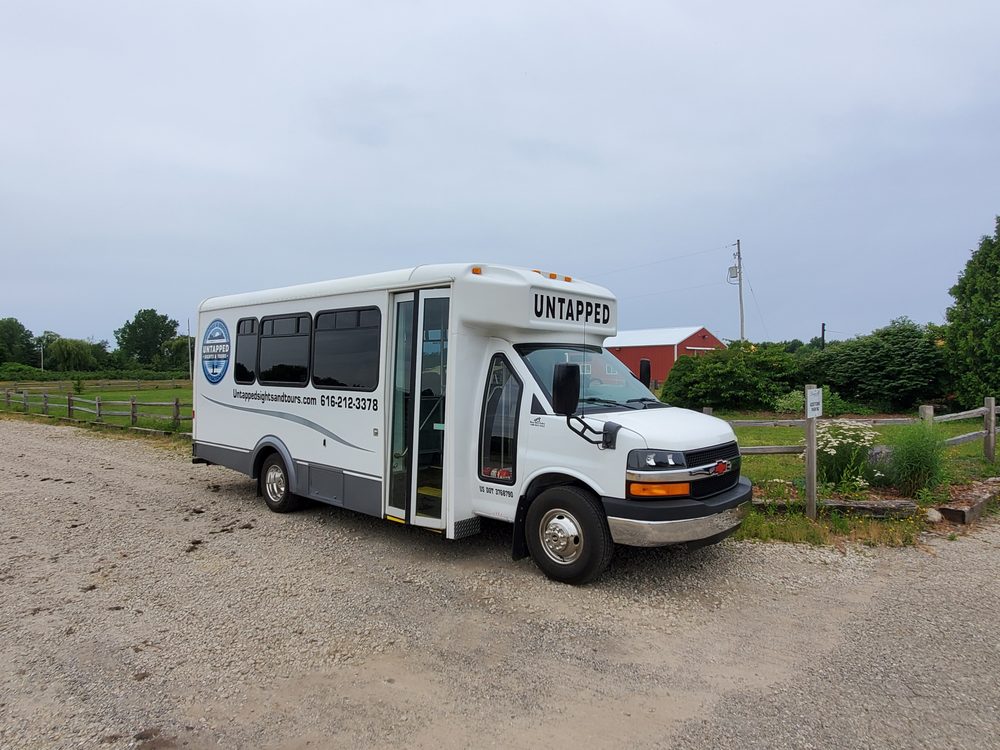 Untapped Sights & Tours Logo