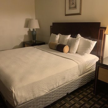 Bedford Plaza Hotel - Bed - Hotels Near Me - Bedford, Massachusetts Bedford Plaza Hotel - Bed - Hotels Near Me - Bedford, Massachusetts