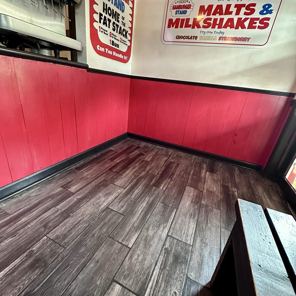 Stacks Hamburger Stand - They degreased the floors! - Burgers Near Me - Springfield, Georgia