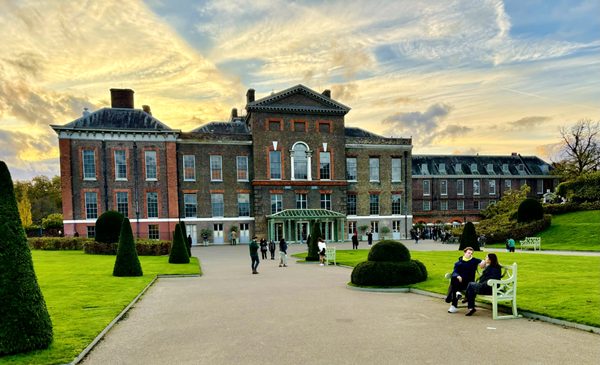 Kensington Palace by null