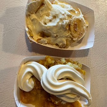 Hutchins BBQ - Peach Cobbler , Banana Pudding - Barbeque Near Me - Frisco, Texas