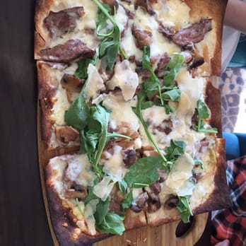 Hilton Garden Inn Akron - Grilled Steak Forestiere Flatbread - Hotels Near Me - Akron, Ohio Hilton Garden Inn Akron - Grilled Steak Forestiere Flatbread - Hotels Near Me - Akron, Ohio