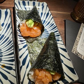 Sushi Roku - Salmon hand roll - Sushi Bars Near Me - Austin, Texas Sushi Roku - Salmon hand roll - Sushi Bars Near Me - Austin, Texas