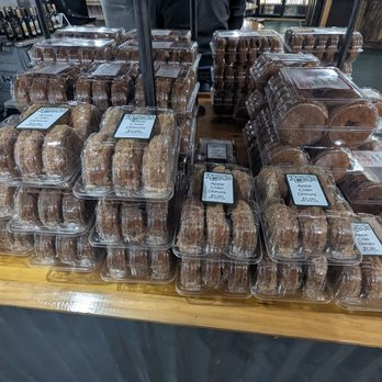 Bayne's Apple Valley - Cider donuts! - Bakeries Near Me - Freeland, Michigan