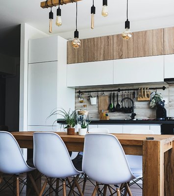 J Hughes Plumbing Services & General Contracting Logo