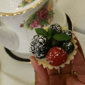 After Queen Tea Shop - Adorable mini fruit tart. - Tea Rooms Near Me - Markham, Ontario