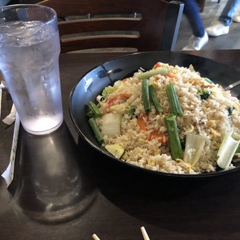 Monora Thai - Cerritos - Pad Thai, Thai iced tea, red curry w/shrimp, Thai fried rice. - Thai Near Me - Cerritos, California
