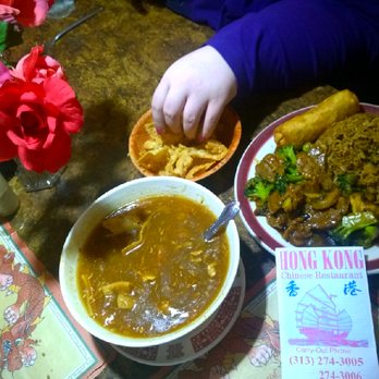 Hong Kong - Beer and Broccoli lunch  with Large Hot Sour Soup - Chinese Near Me - Dearborn, Michigan