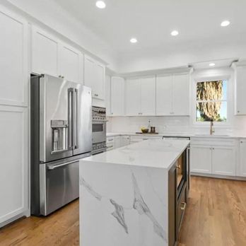 Emerald Coast Granite & Tile - Kitchen & Bath Near Me - Pensacola, Florida Emerald Coast Granite & Tile - Kitchen & Bath Near Me - Pensacola, Florida