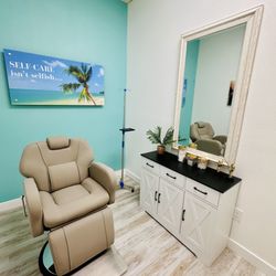 Dr Skyn Medspa - Botox room