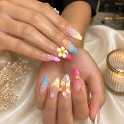 Nail Isle