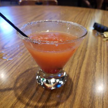Roxy's Bar & Grill - Fruity vodka beverage :) - Sports Bars Near Me - Seattle, Washington