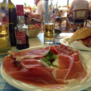 L'incanto - Caprese with prosciutto - Bars Near Me - Positano, SA L'incanto - Caprese with prosciutto - Bars Near Me - Positano, SA