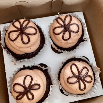 Jennivee’s Bakery - Chocolate Tres Leches Cupcake - Desserts Near Me - Chicago, Illinois Jennivee’s Bakery - Chocolate Tres Leches Cupcake - Desserts Near Me - Chicago, Illinois