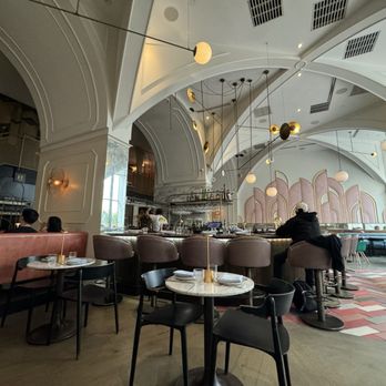 Oretta - Dining area - Italian Near Me - Toronto, Ontario Oretta - Dining area - Italian Near Me - Toronto, Ontario