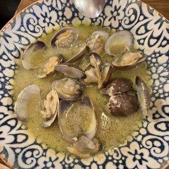 La Malontina - Clams - Modern European Near Me - Madrid, M La Malontina - Clams - Modern European Near Me - Madrid, M