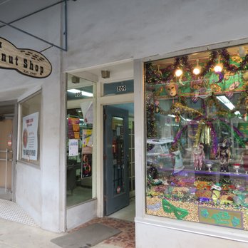 A & M Peanut Shop - Exterior - Specialty Food Near Me - Mobile, Alabama
