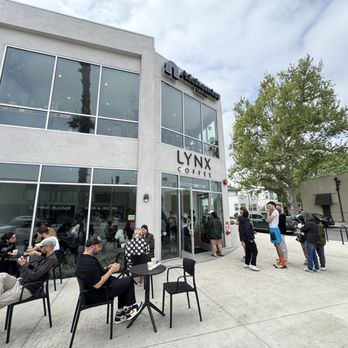 Lynx Coffee - Line out the door! - Coffee & Tea Near Me - Sherman Oaks, California