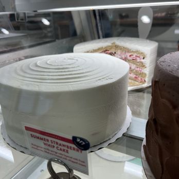 SusieCakes - Menlo Park - Summed Summer Strawberry Whip Cake - Desserts Near Me - Menlo Park, California
